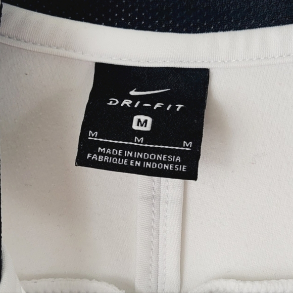 Nike Soccer Tracksuit Jacket Medium - Picture 8 of 9